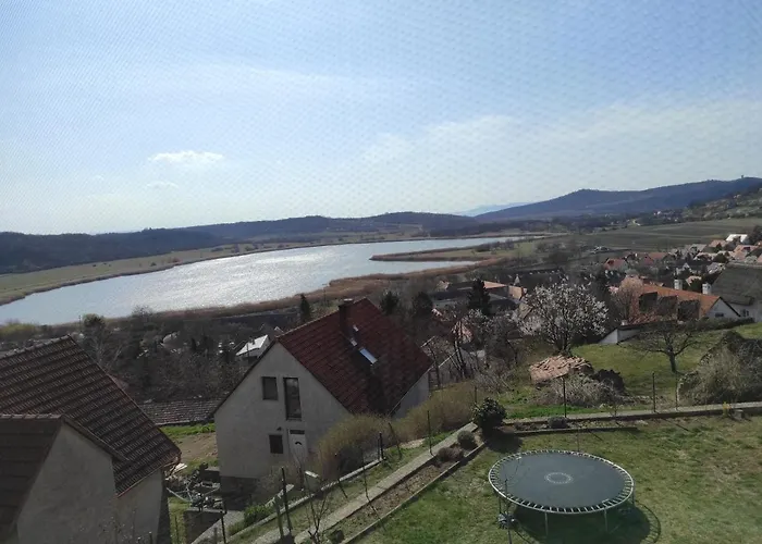 Ti-to * Tihany